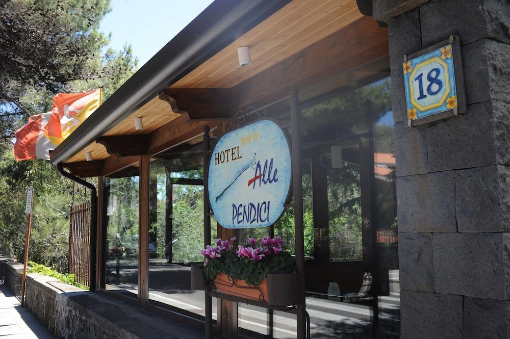 Hotel Alle Pendici Николози Экстерьер фото