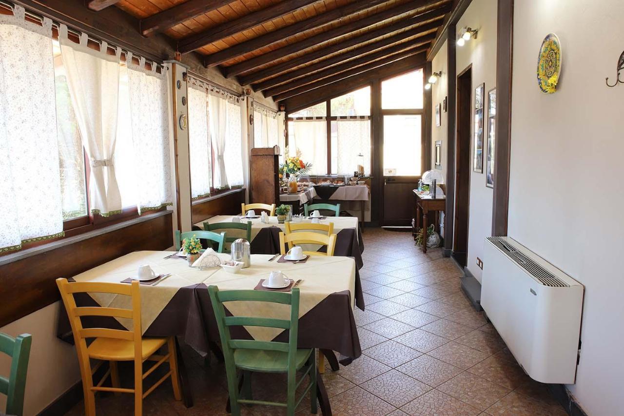 Hotel Alle Pendici Николози Экстерьер фото