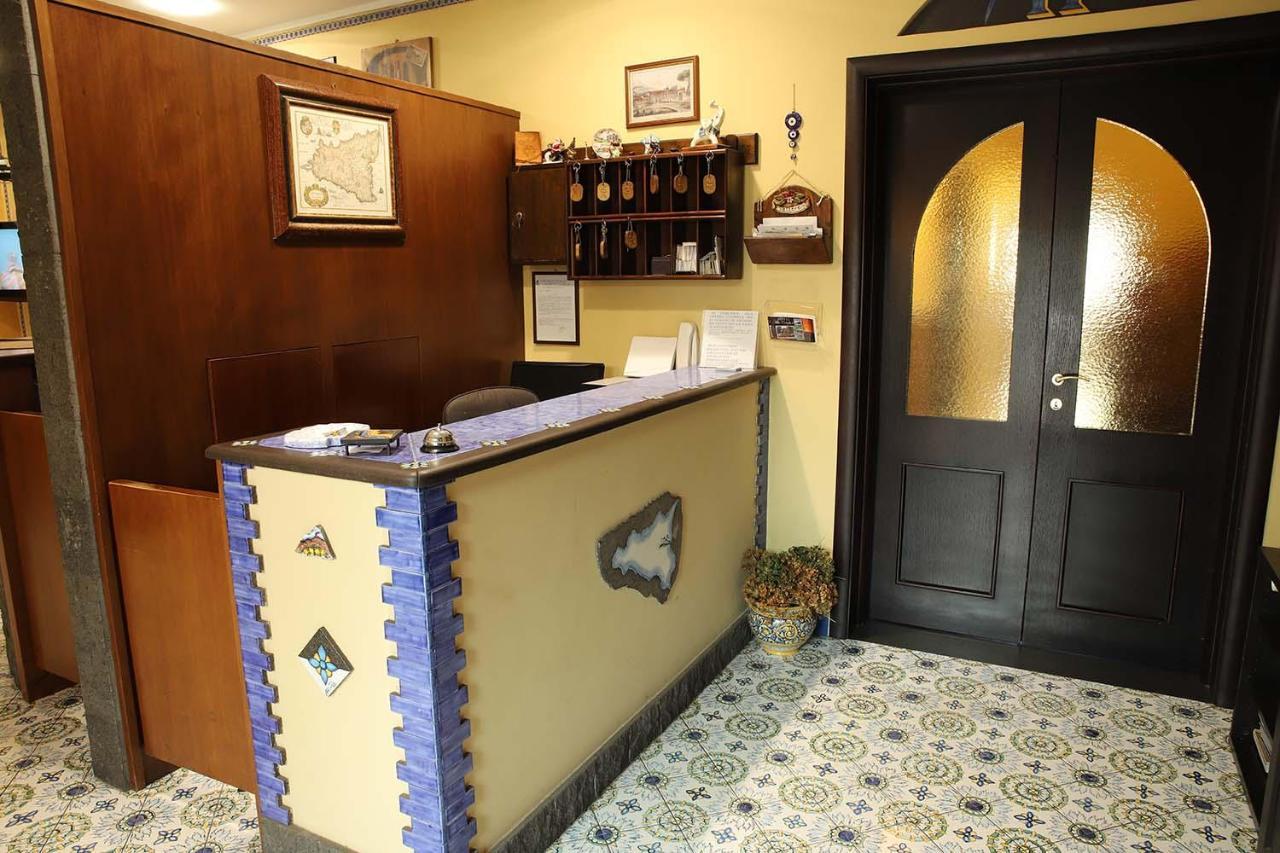 Hotel Alle Pendici Николози Экстерьер фото
