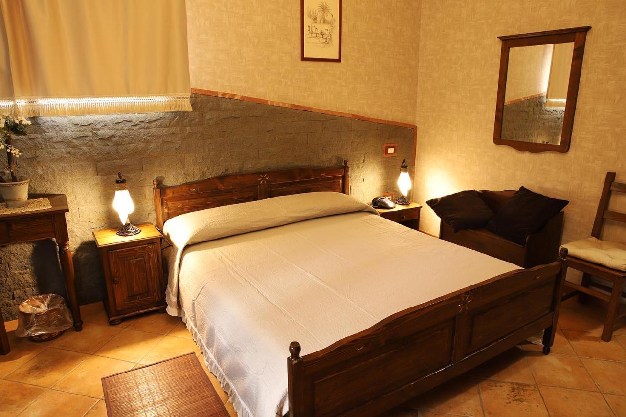 Hotel Alle Pendici Николози Экстерьер фото